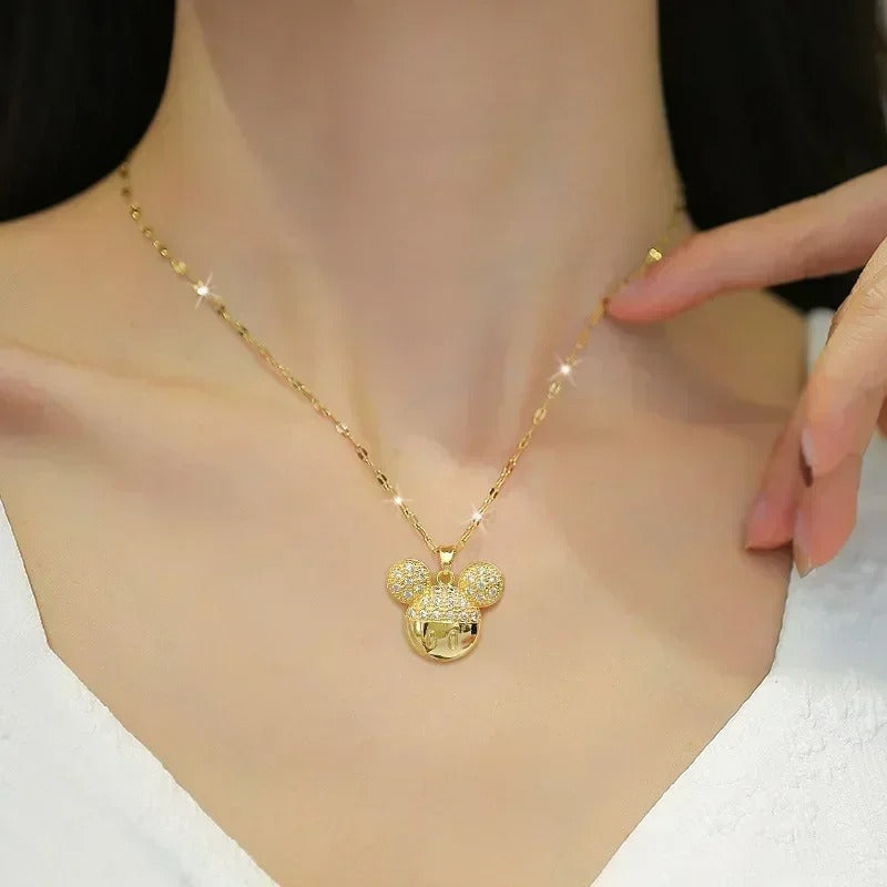 COLAR MICKEY CRAVEJADO BANHADO EM OURO 18K - GARG236