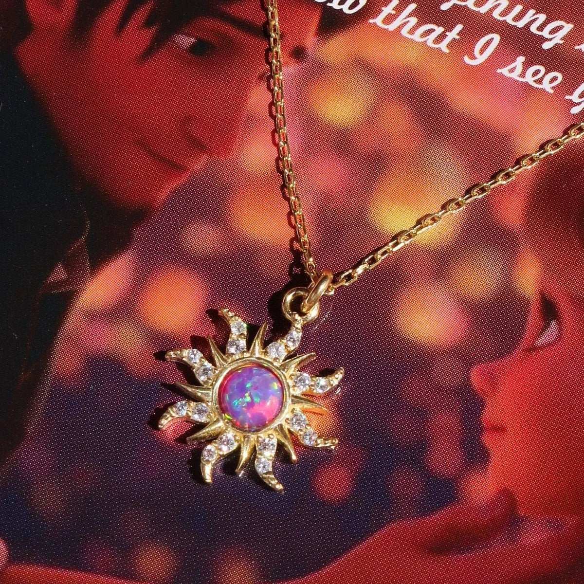 COLAR SOL RAPUNZEL CRAVEJADO BANHADO EM OURO 18K - GARG68