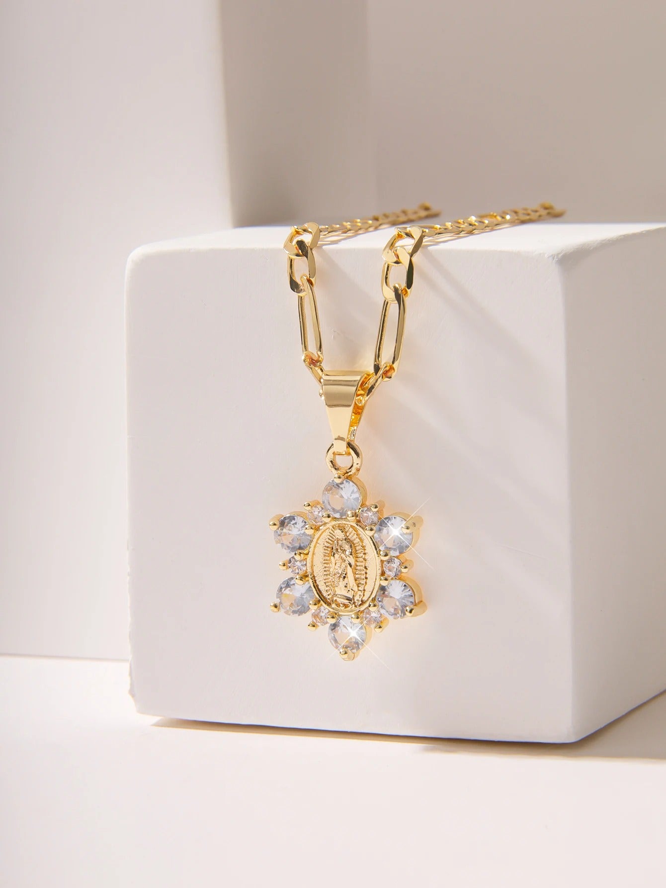 COLAR  NOSSA SENHORA BANHADO EM OURO 18K - GARGSI879