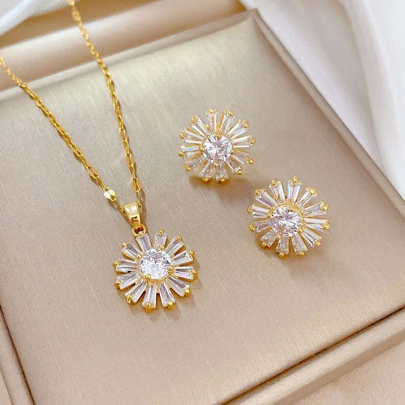 CONJUNTO SOL CRAVEJADO BANHADO EM OURO 18K - CONJ467