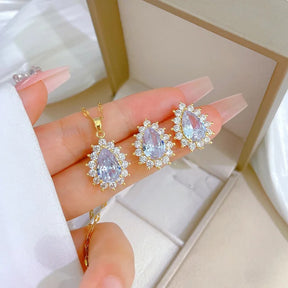 CONJUNTO GOTAS CRAVEJADAS BANHADO EM OURO 18K - CONJ466