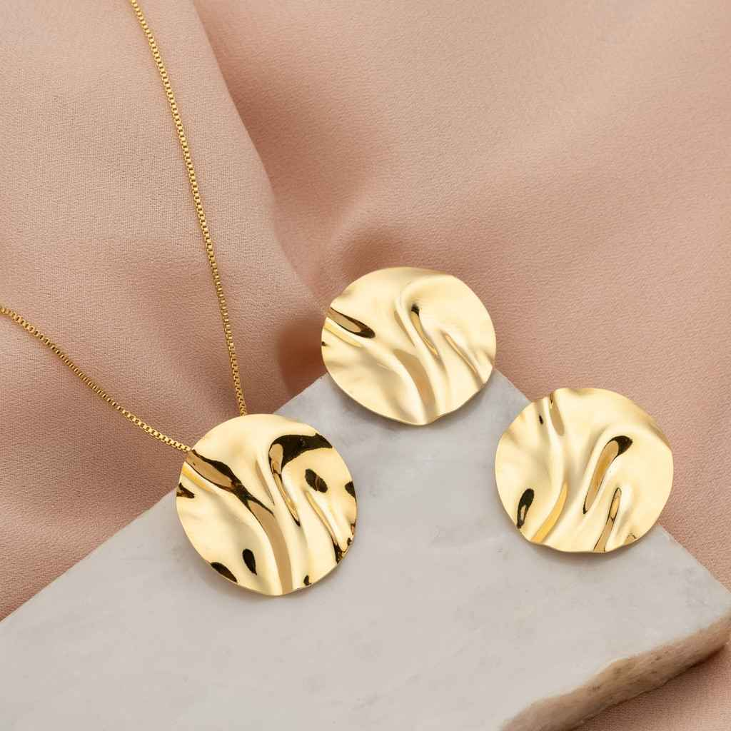 CONJUNTO AMASSADO BANHADO EM OURO 18K - CONJ802