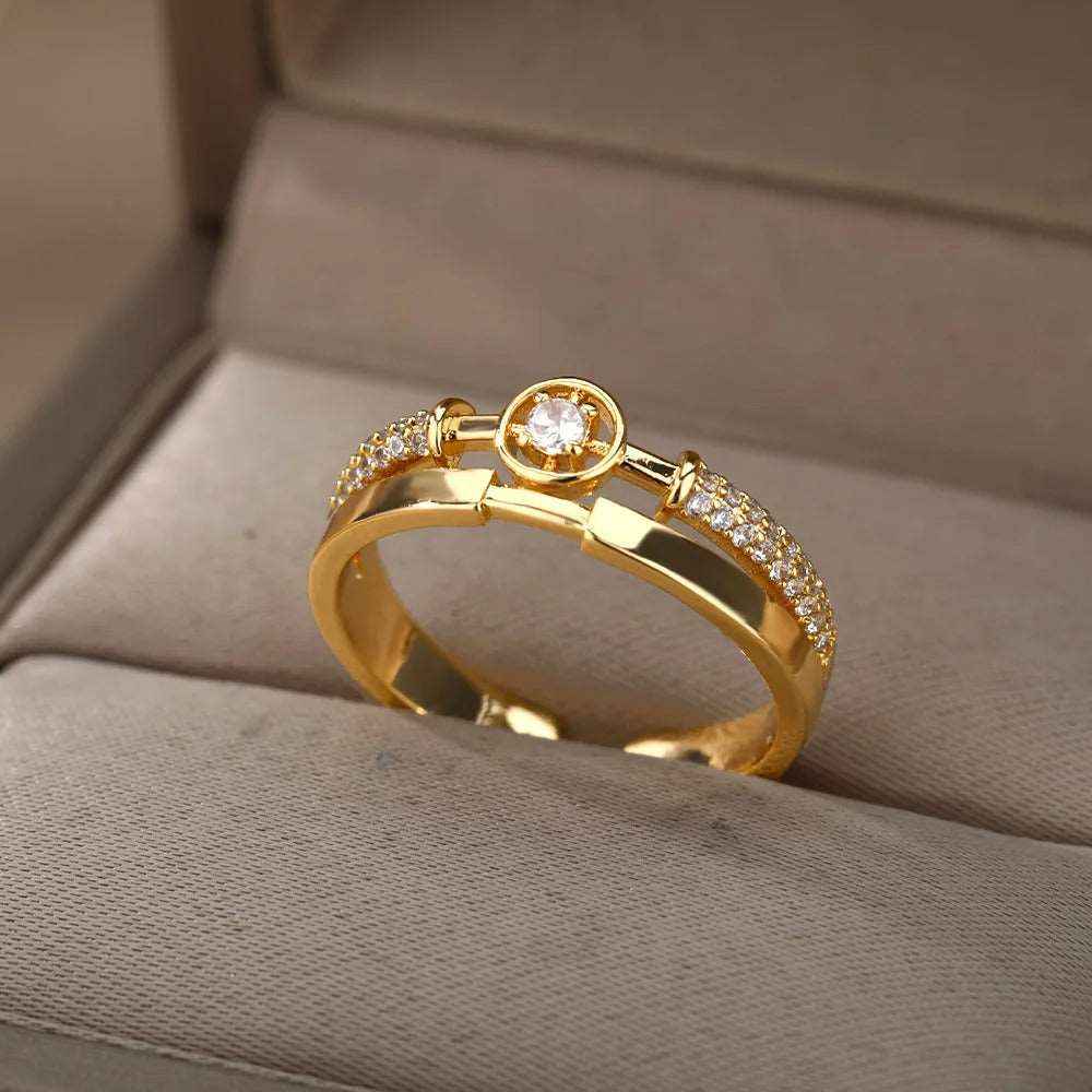 ANEL AJUSTÁVEL ZIRCÔNIAS CRAVEJADO BANHADO EM OURO 18K - AN127