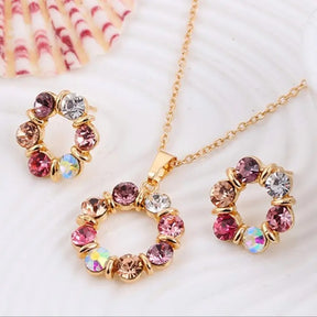 CONJUNTO CÍRCULO DE ZIRCÔNIAS BANHADO EM OURO 18K - CONJ878