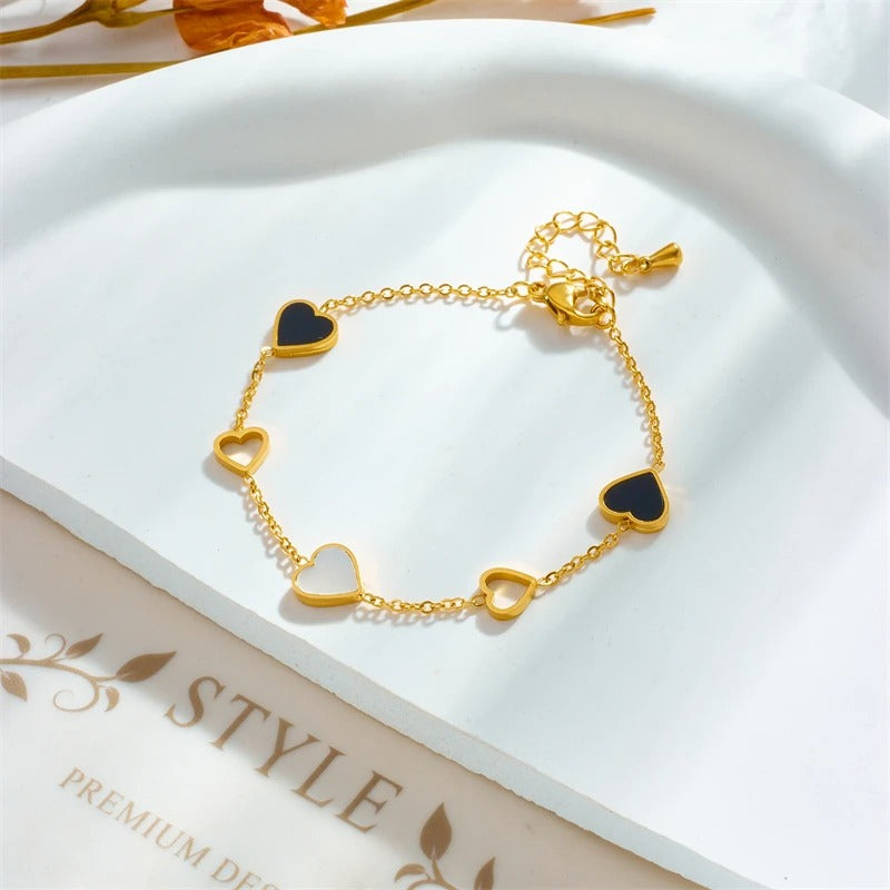 PULSEIRA CORAÇÕES BANHADA EM OURO 18K - PLS 123