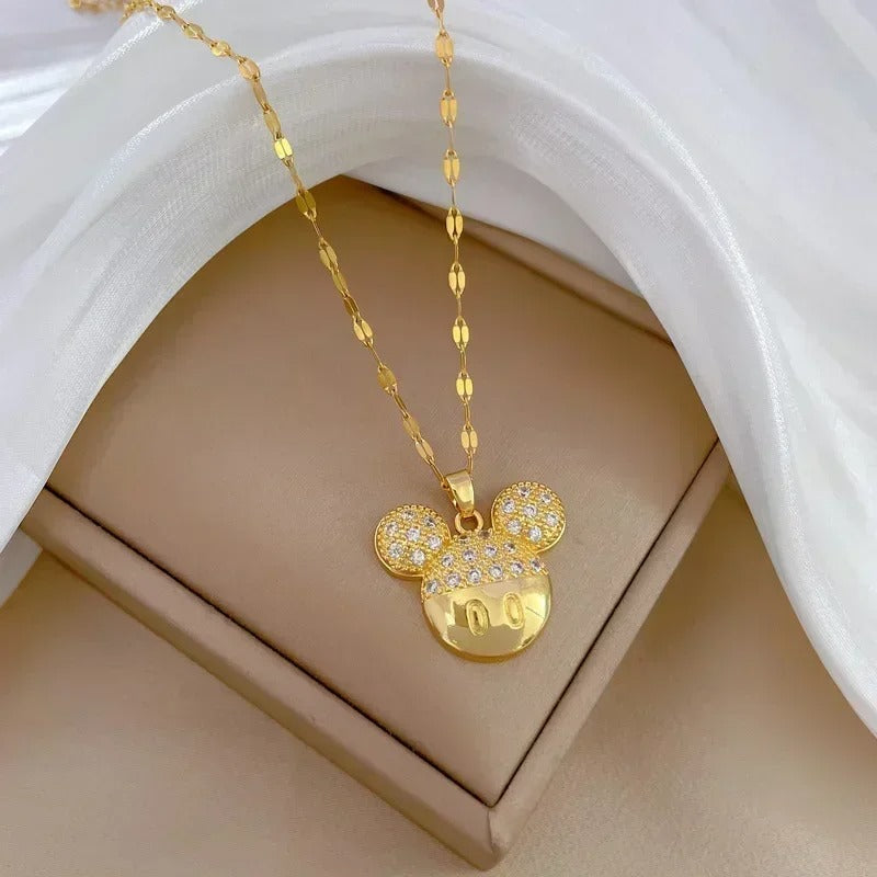 COLAR MICKEY CRAVEJADO BANHADO EM OURO 18K - GARG236