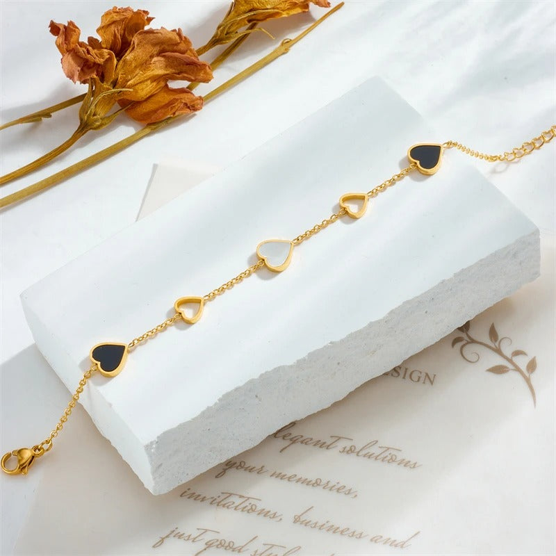 PULSEIRA CORAÇÕES BANHADA EM OURO 18K - PLS 123