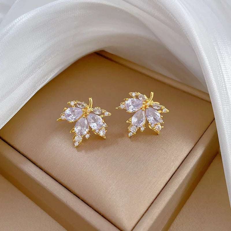 CONJUNTO FOLHA DE BORDO CANADÁ BANHADO EM OURO 18K - CONJ342