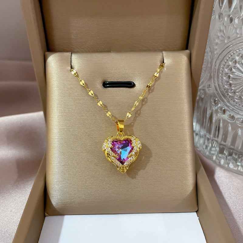 COLAR CORAÇÃO CRISTAL BANHADO EM OURO 18K - GARG872