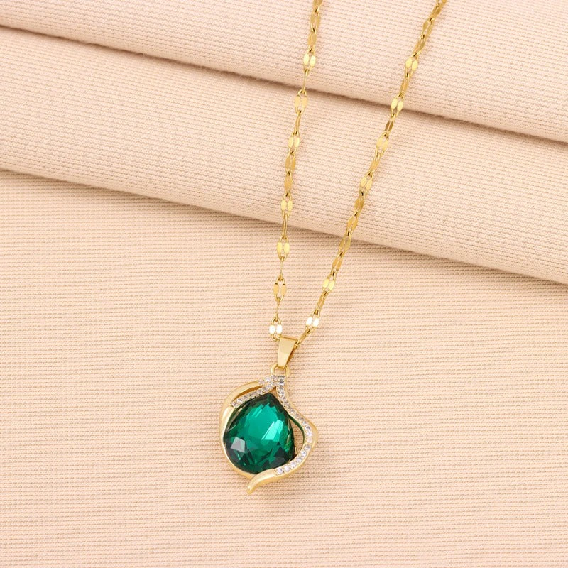 COLAR ESMERALDA BANHADO EM OURO 18K - GARG110