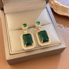 CONJUNTO ESMERALDAS CRAVEJADAS BANHADO EM OURO 18K - CONJ359