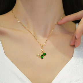 CONJUNTO BORBOLETAS CRAVEJADAS BANHADO EM OURO 18K - CONJ344