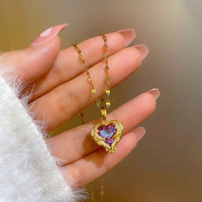 COLAR CORAÇÃO CRISTAL BANHADO EM OURO 18K - GARG872