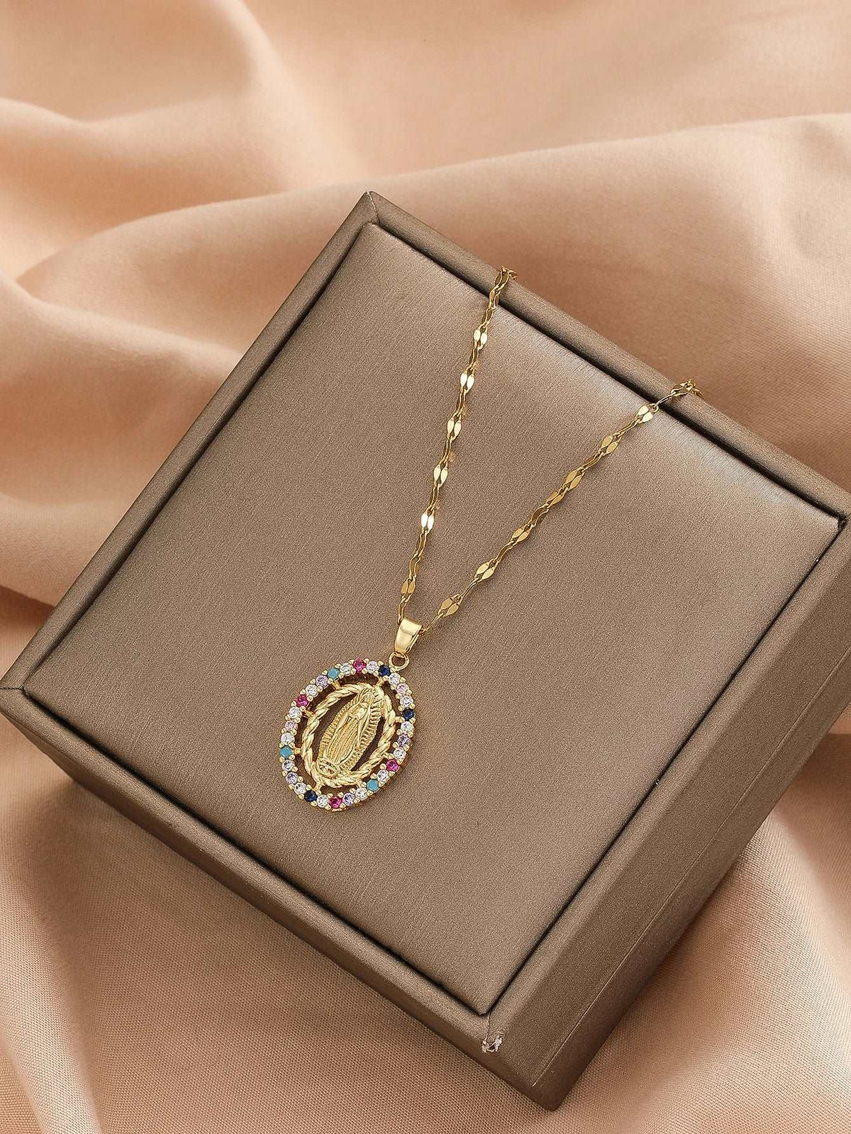 COLAR NOSSA SENHORA BANHADO EM OURO 18K - GARGSI200