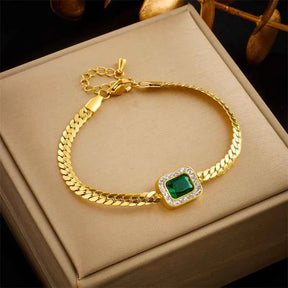CONJUNTO PEDRAS CRAVEJADAS VERDE BANHADO EM OURO 18K - CONJ433