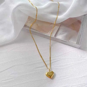 COLAR CORAÇÃO BANHADO EM OURO 18K  - GARGSI009