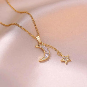 COLAR DUPLA LUA E ESTRELA BANHADO EM OURO 18K - GARGSI1789