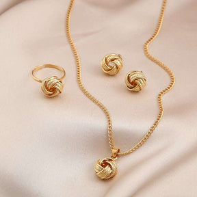 CONJUNTO NÓZINHO BANHADO EM OURO 18K - CONJ367