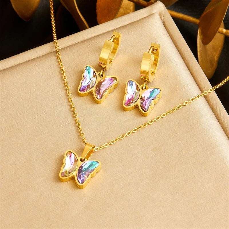 CONJUNTO BORBOLETAS COLORIDAS BANHADO EM OURO 18K - CONJ598