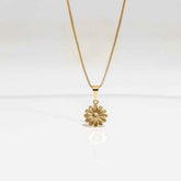 COLAR MARGARIDA BANHADO EM OURO 18K - GARGSI10