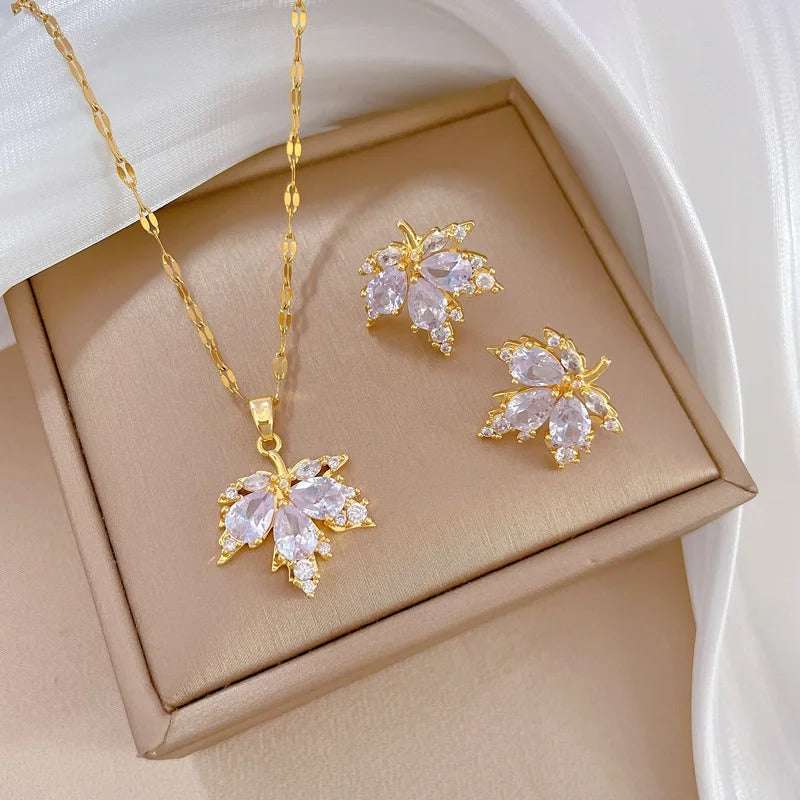 CONJUNTO FOLHA DE BORDO CANADÁ BANHADO EM OURO 18K - CONJ342