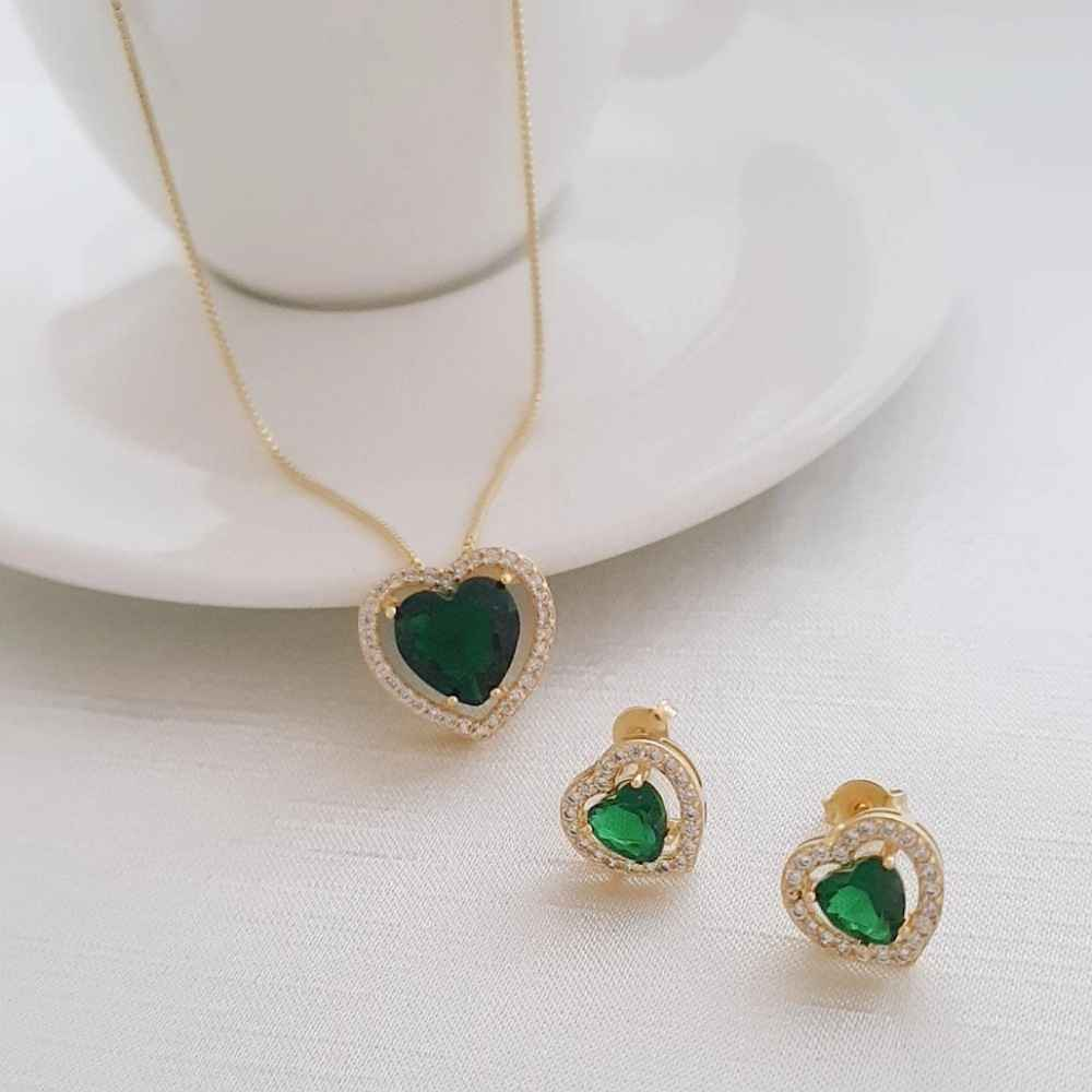 CONJUNTO CORAÇÃO VERDE BANHADO EM OURO 18K - CONJ806