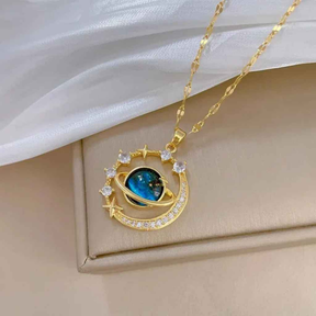 COLAR LUA E UNIVERSO CRAVEJADOS BANHADO EM OURO 18K - GARGSI15