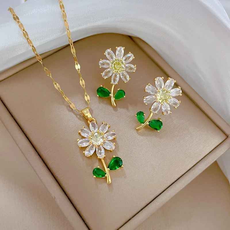 CONJUNTO FLORES BANHADO EM OURO 18K - CONJ8312