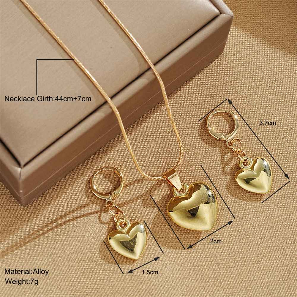 CONJUNTO CORAÇÕES BANHADO EM OURO 18K - CONJ256
